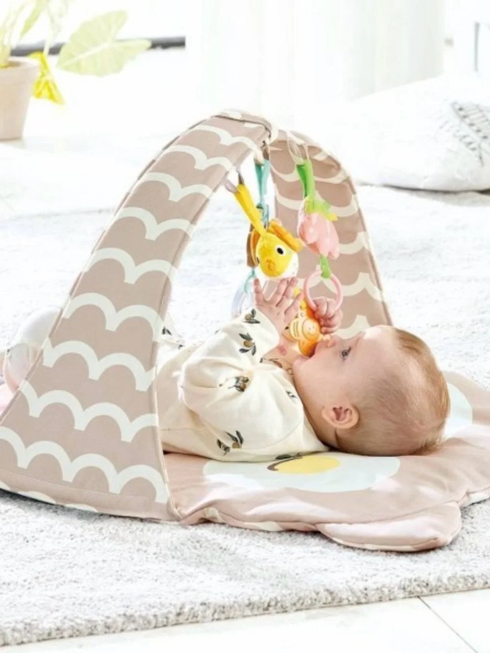 Hape Owl Playmat/Bed